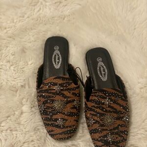 Atalina shoes black gold embellished